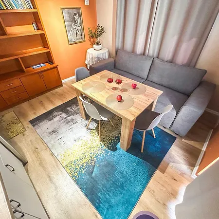 With A Terrace 1320 아파트 Durrës