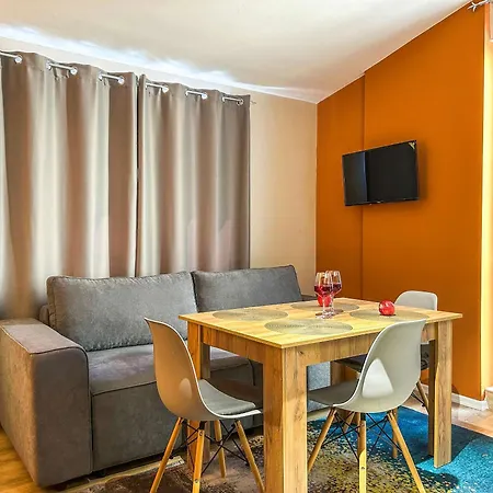 With A Terrace 1320 Apartment *