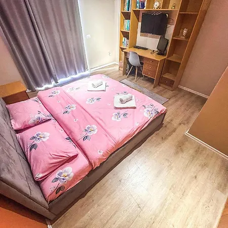 With A Terrace 1320 Apartment *